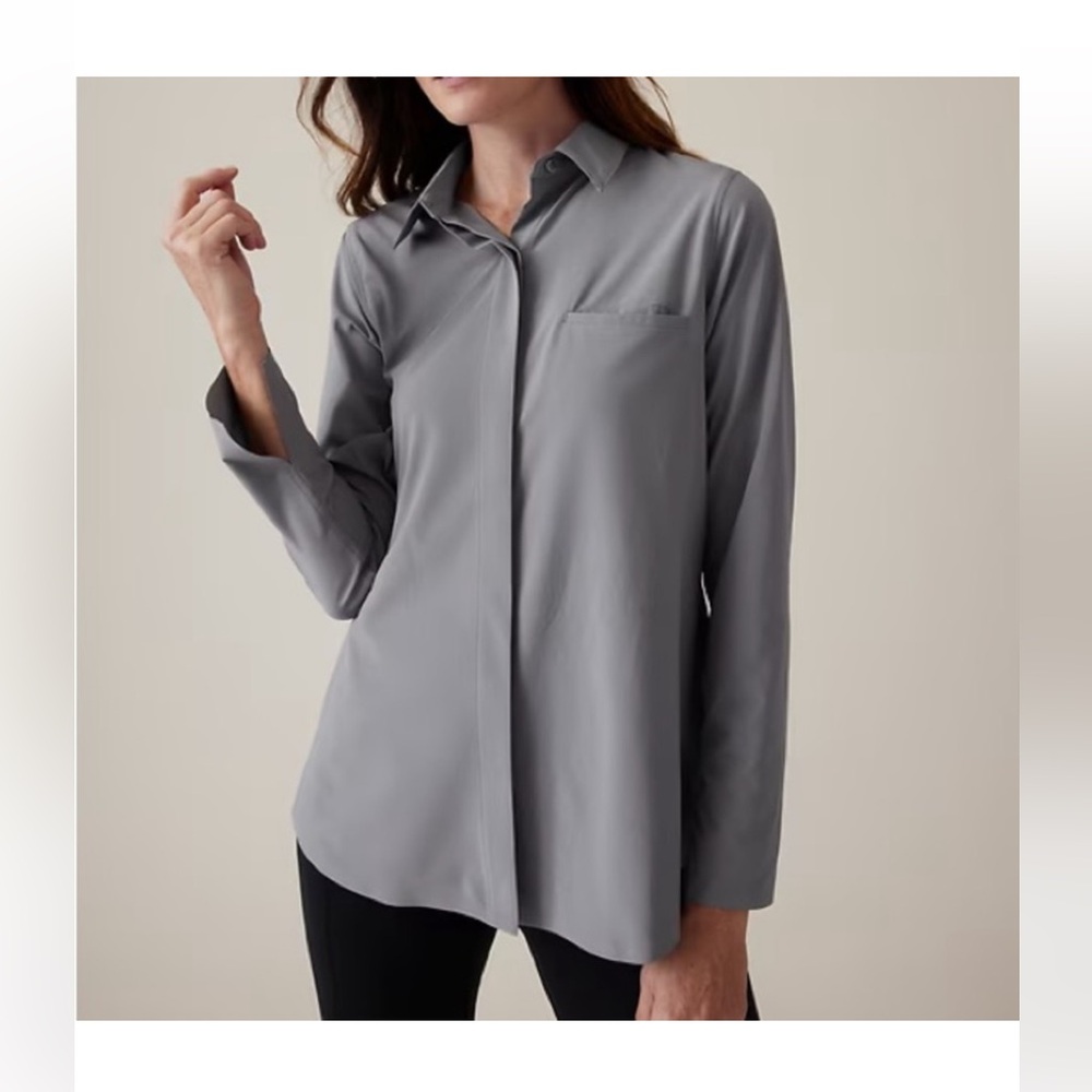 Athleta urbanite top